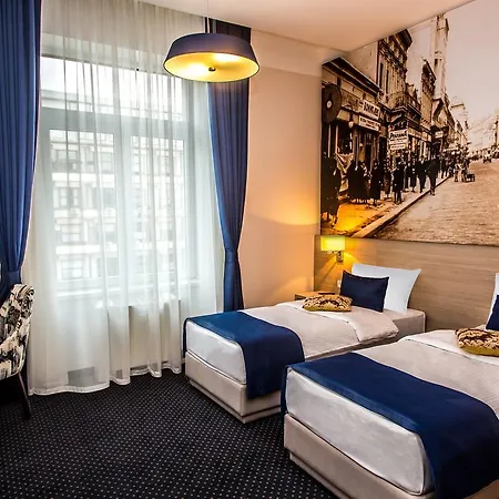 Five Points Square - Center Bed and Breakfast 4*