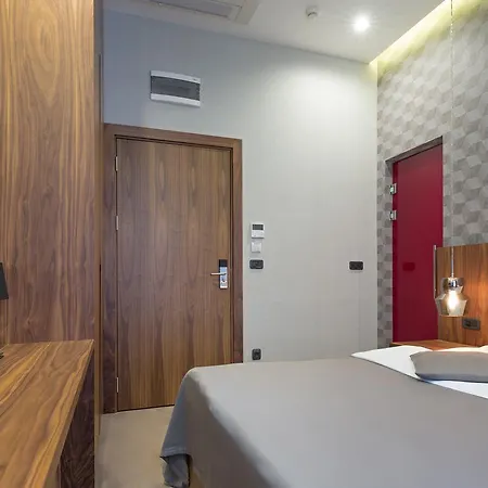 Five Points Square - Center Bed and Breakfast 4*