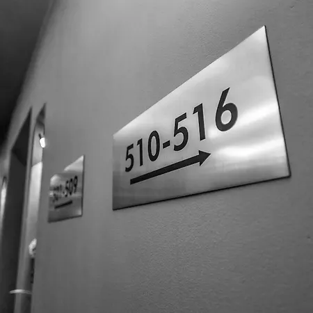 Five Points Square - City Center 4* Belgrade